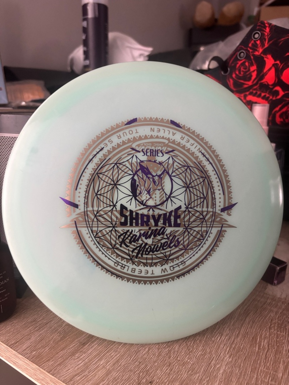 Karina Nowels Color Glow Champion Shryke disc